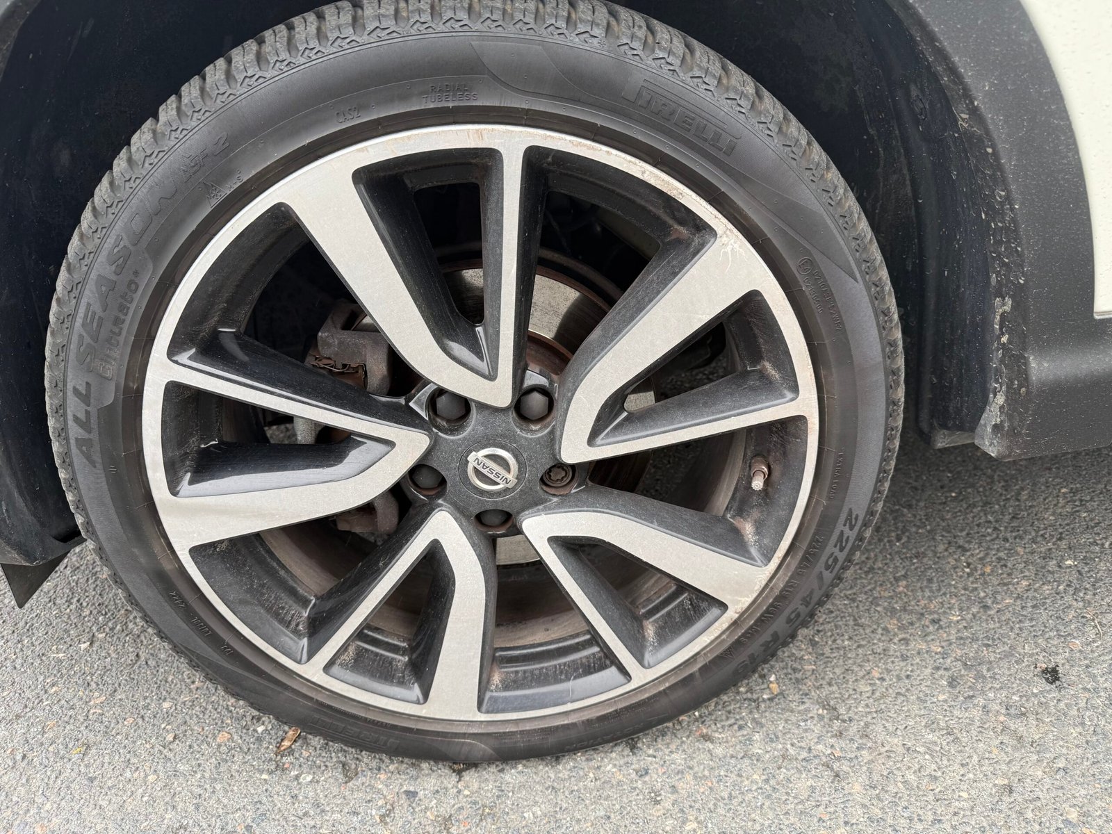 Nissan Qashqai II (j11E) 1.6 DIG-T 2WD S&S 163Ch finition « Tekna »