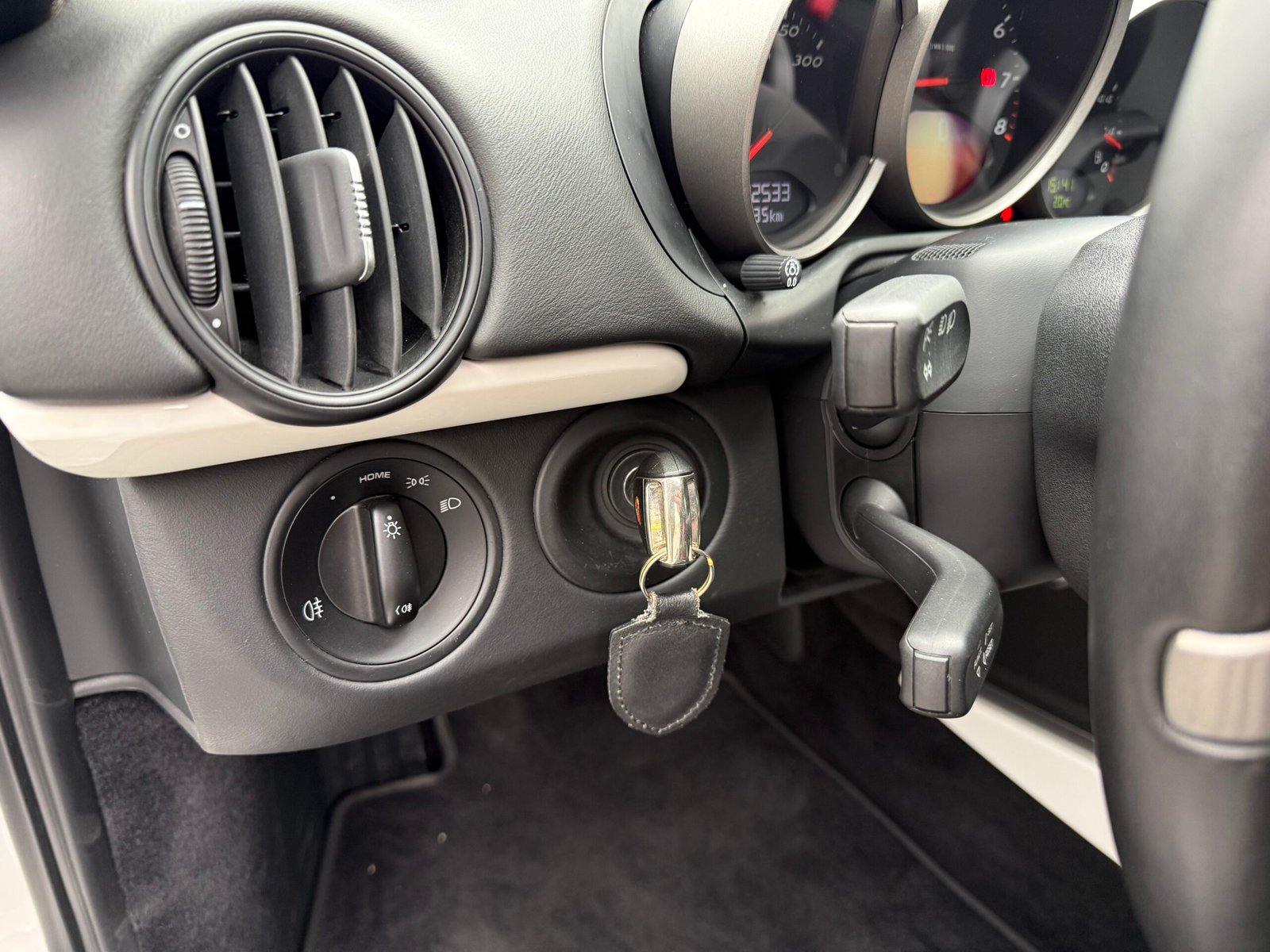 PORSCHE Boxster Type 987 II Spyder 3.4 i 320 Ch Cabriolet (boîte mécanique)