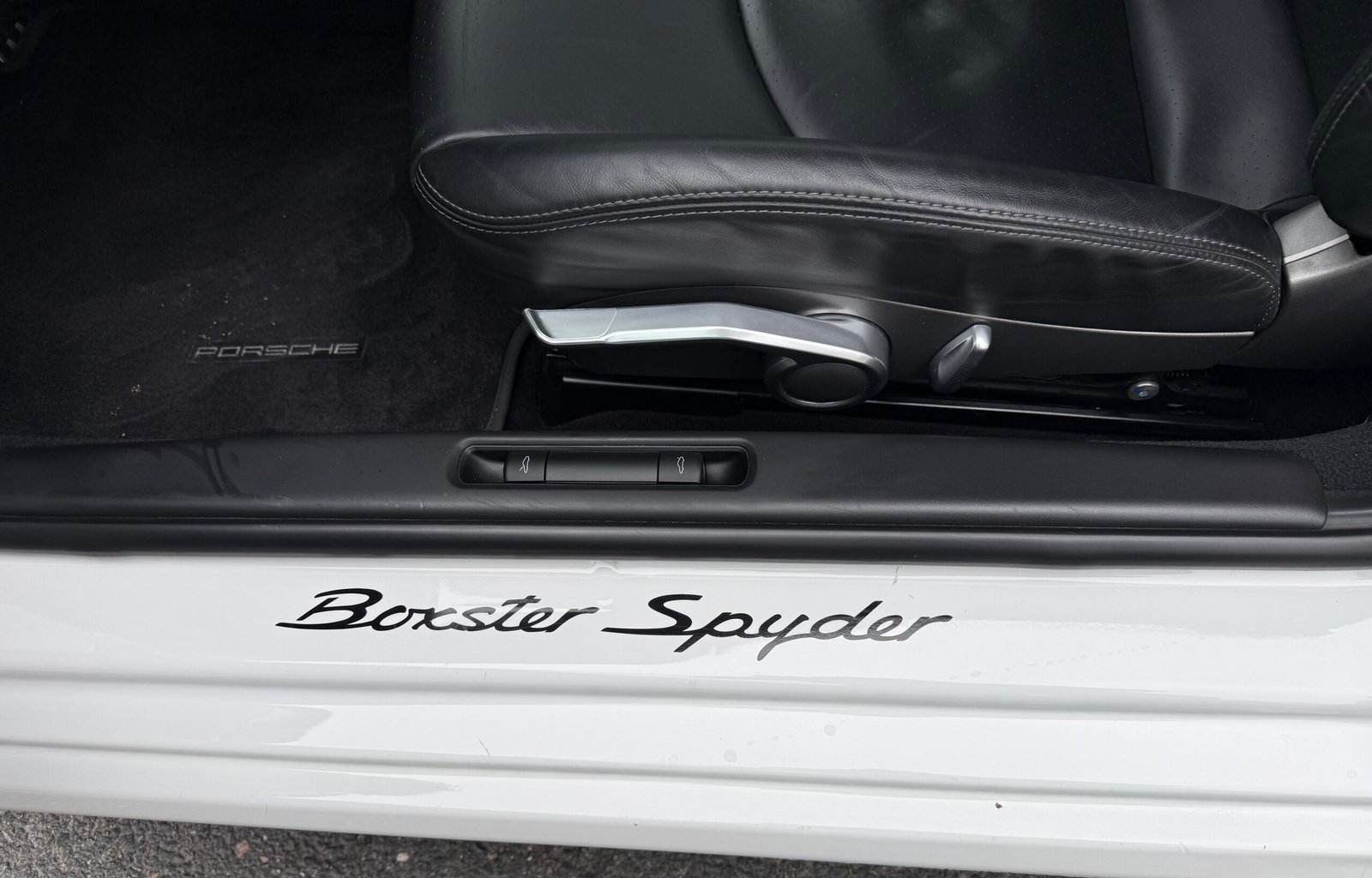 PORSCHE Boxster Type 987 II Spyder 3.4 i 320 Ch Cabriolet (boîte mécanique)