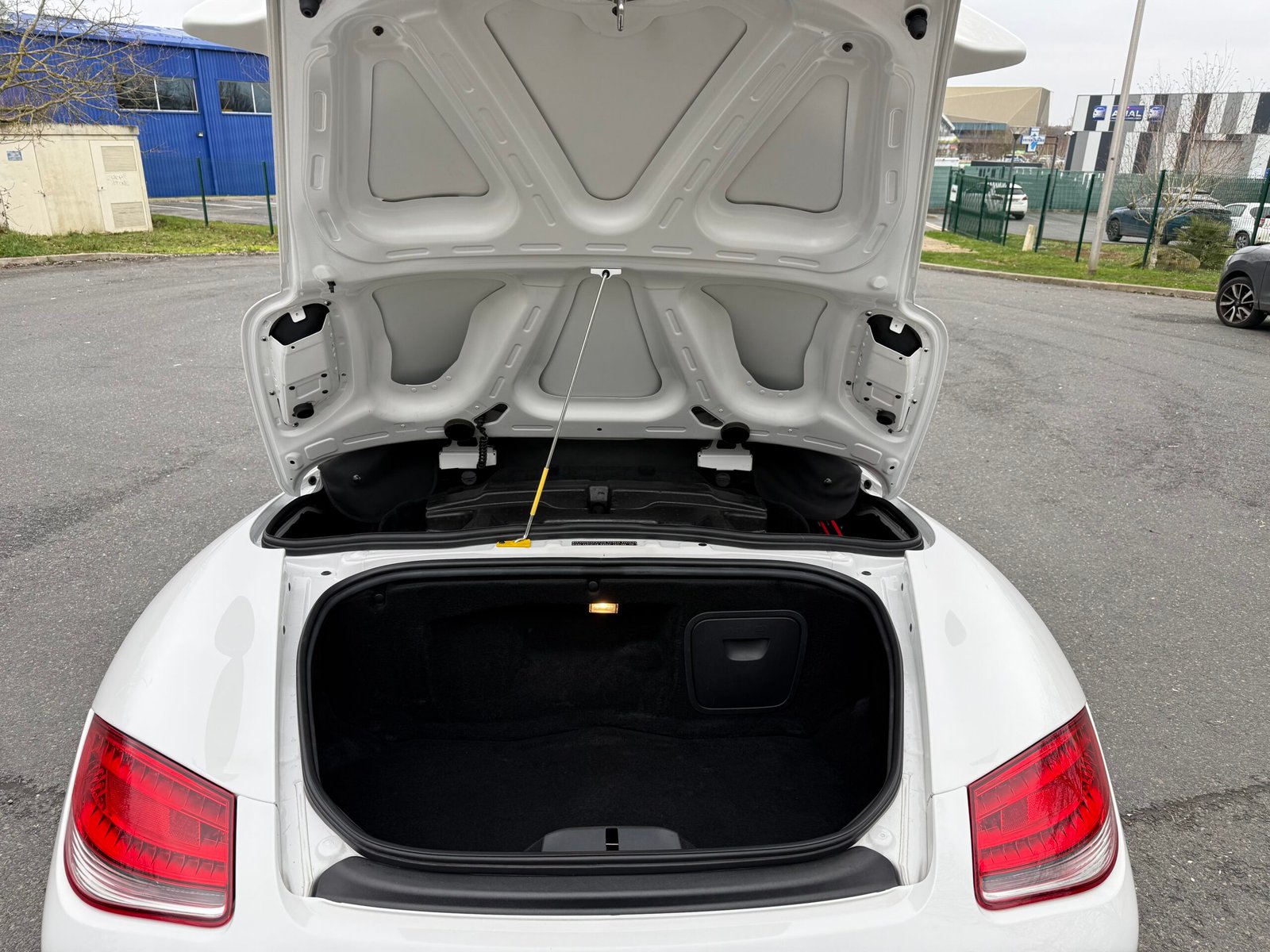 PORSCHE Boxster Type 987 II Spyder 3.4 i 320 Ch Cabriolet (boîte mécanique)