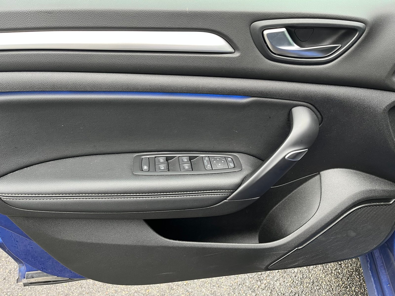 RENAULT Mégane IV Phase 2 Hatchback 1.5 Blue dCi EDC7 115 cv Boîte auto Techno