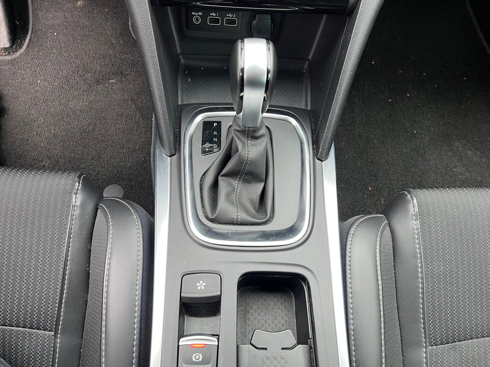 RENAULT Mégane IV Phase 2 Hatchback 1.5 Blue dCi EDC7 115 cv Boîte auto Techno