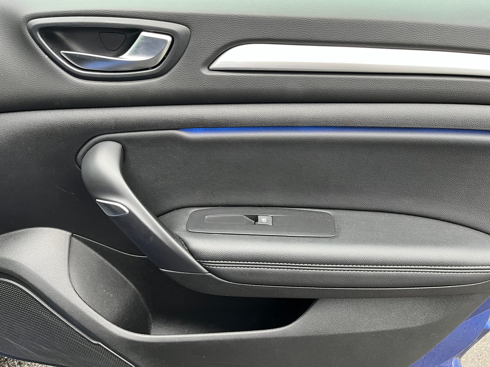 RENAULT Mégane IV Phase 2 Hatchback 1.5 Blue dCi EDC7 115 cv Boîte auto Techno