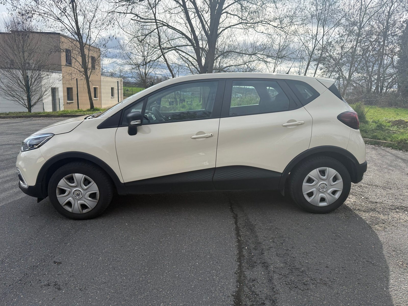 RENAULT Captur (I) Phase 2 0.9 TCe eco2 S&S 90 ch « ZEN »