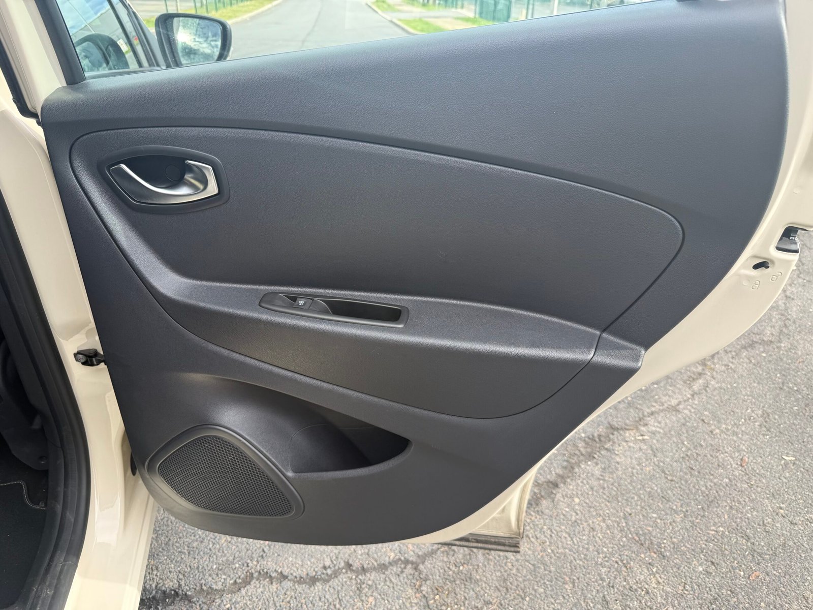 RENAULT Captur (I) Phase 2 0.9 TCe eco2 S&S 90 ch « ZEN »