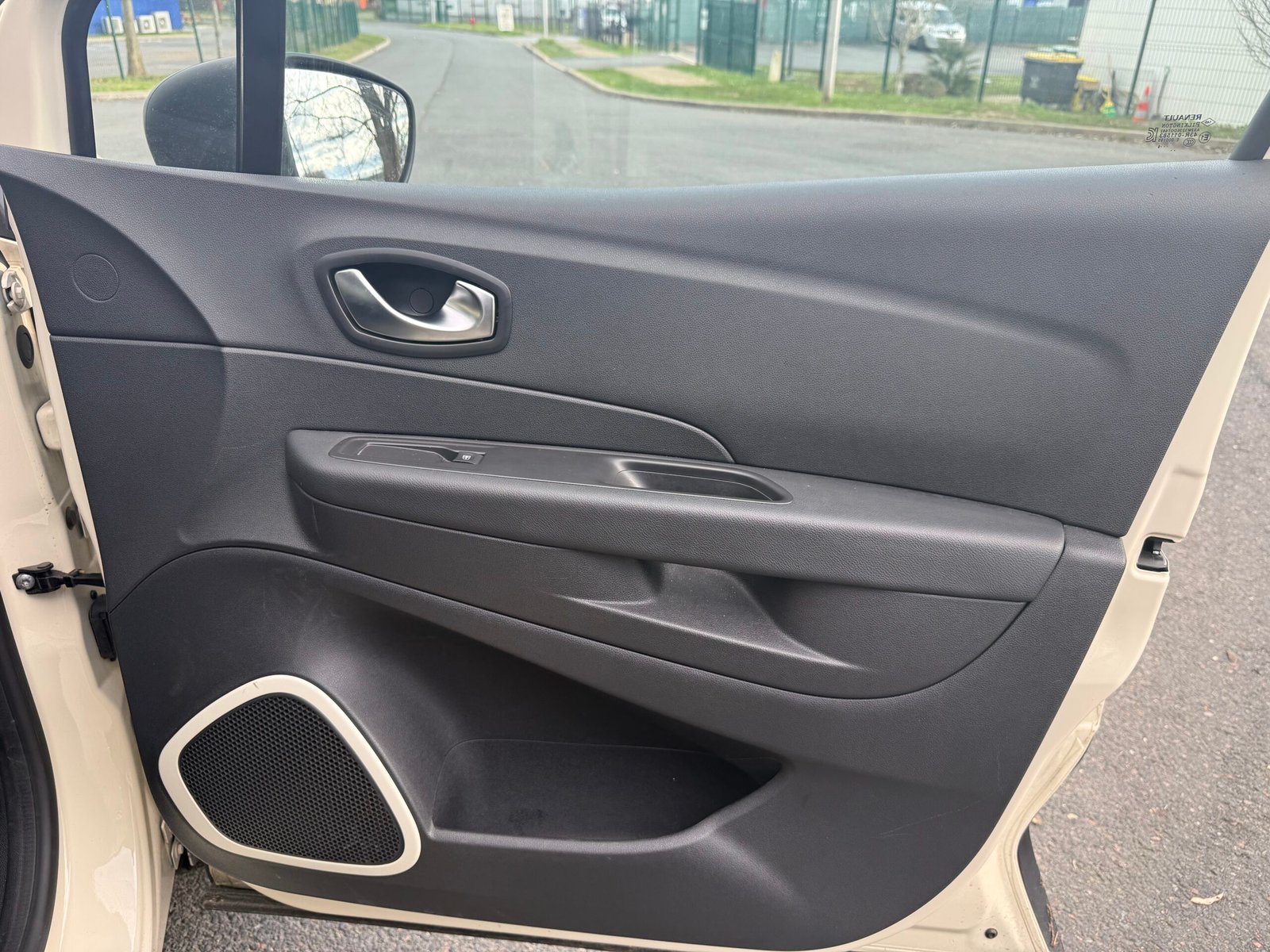 RENAULT Captur (I) Phase 2 0.9 TCe eco2 S&S 90 ch « ZEN »