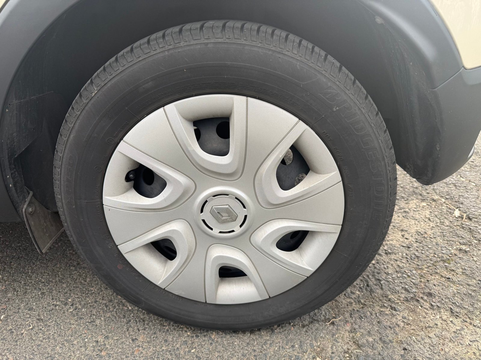 RENAULT Captur (I) Phase 2 0.9 TCe eco2 S&S 90 ch « ZEN »