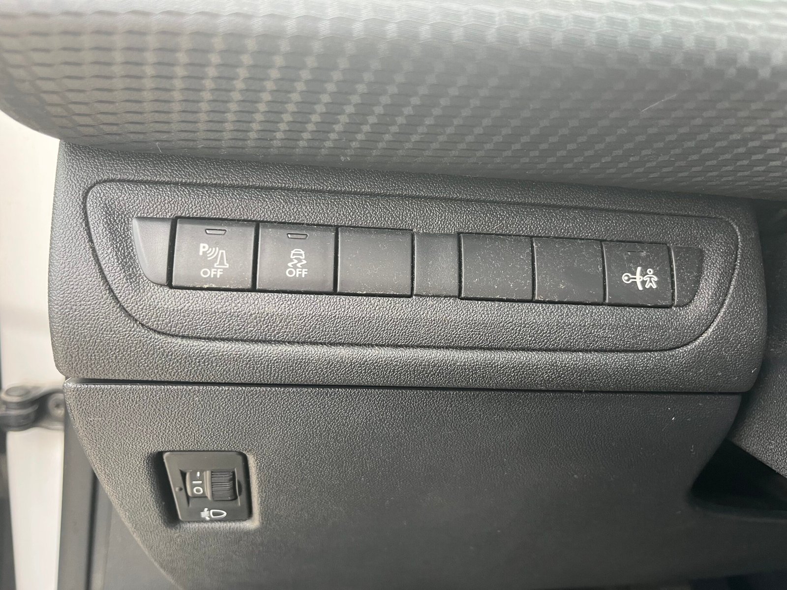 Peugeot 2008 1,6 Vti (chaîne de distribution) 120ch ALLURE