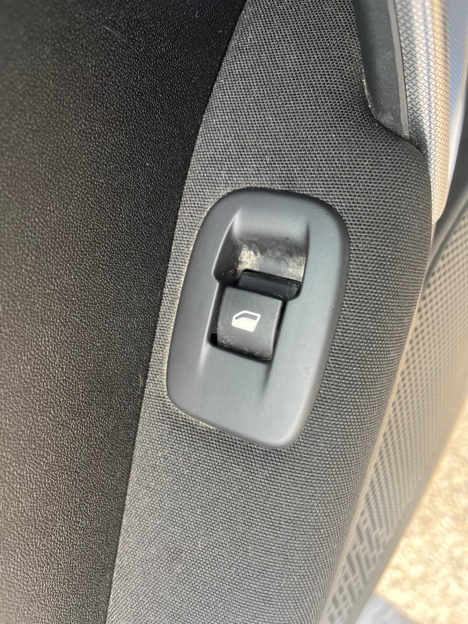 Peugeot 2008 1,6 Vti (chaîne de distribution) 120ch ALLURE