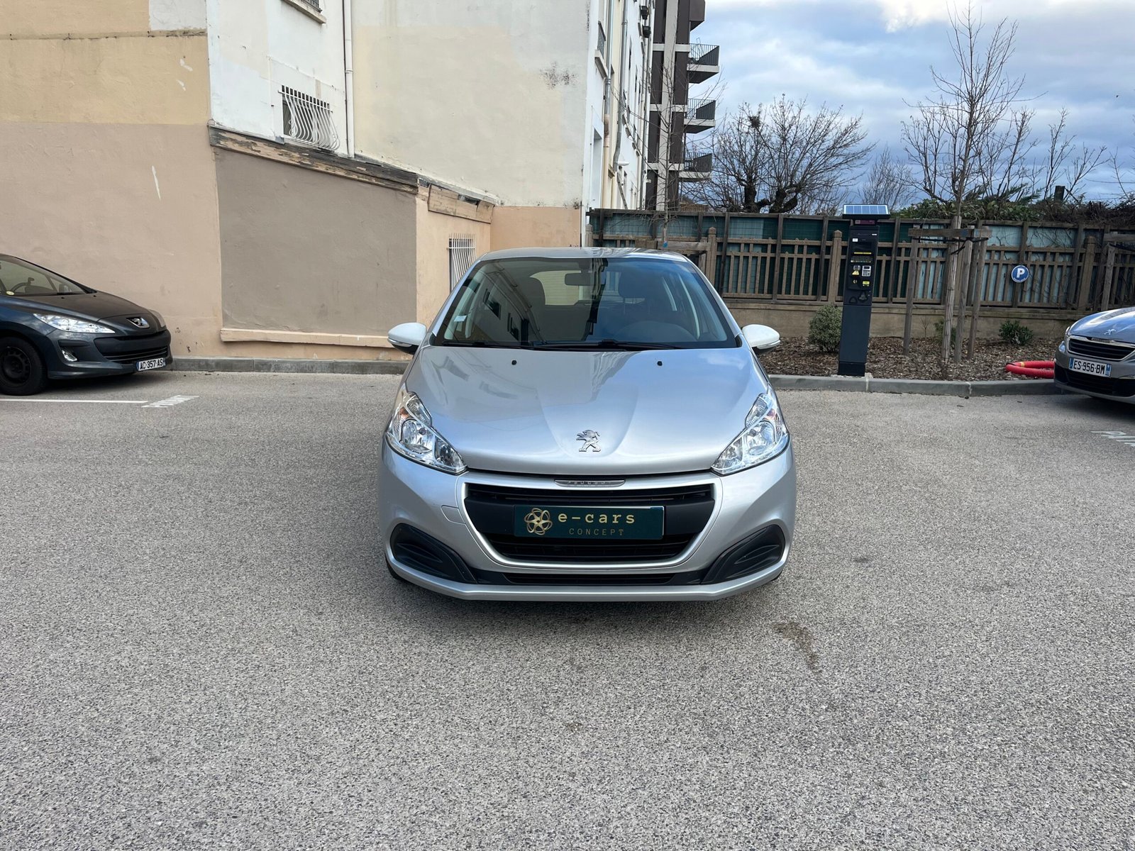 Peugeot 208 68ch Like Edition