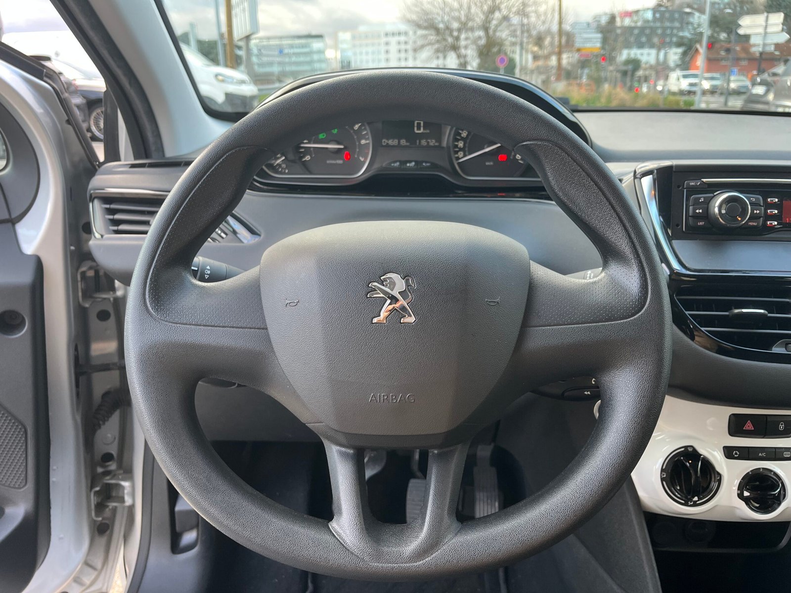 Peugeot 208 68ch Like Edition