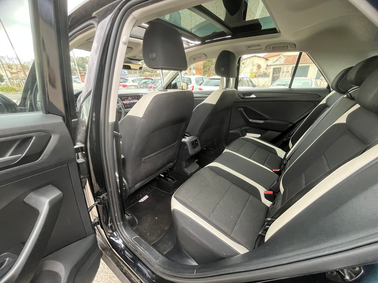 Volkswagen T-Roc Carat 1,5 TSI 150 CV