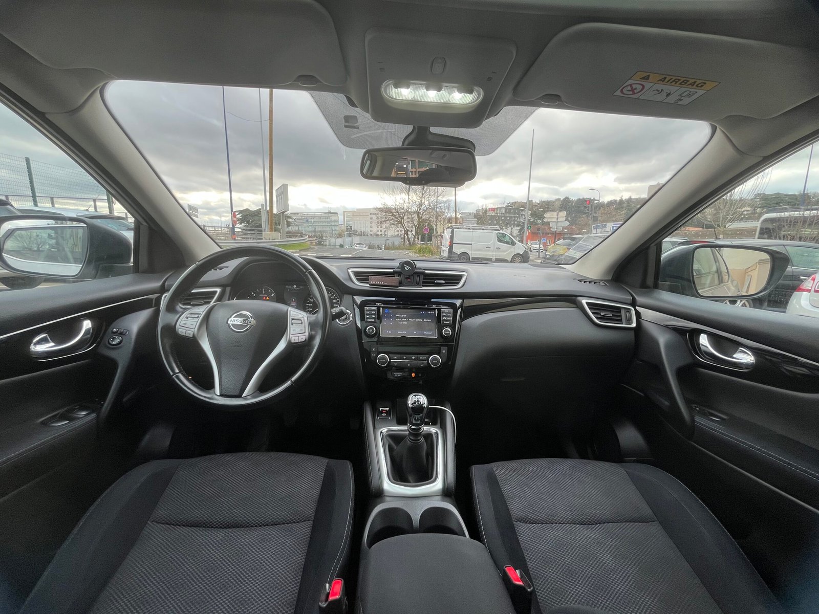 Nissan Qashqai 1.5 DCI 110ch N-Connecta