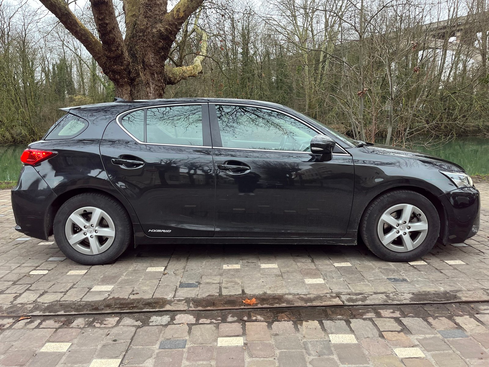 LEXUS CT200h 1.8 99ch “Sport”