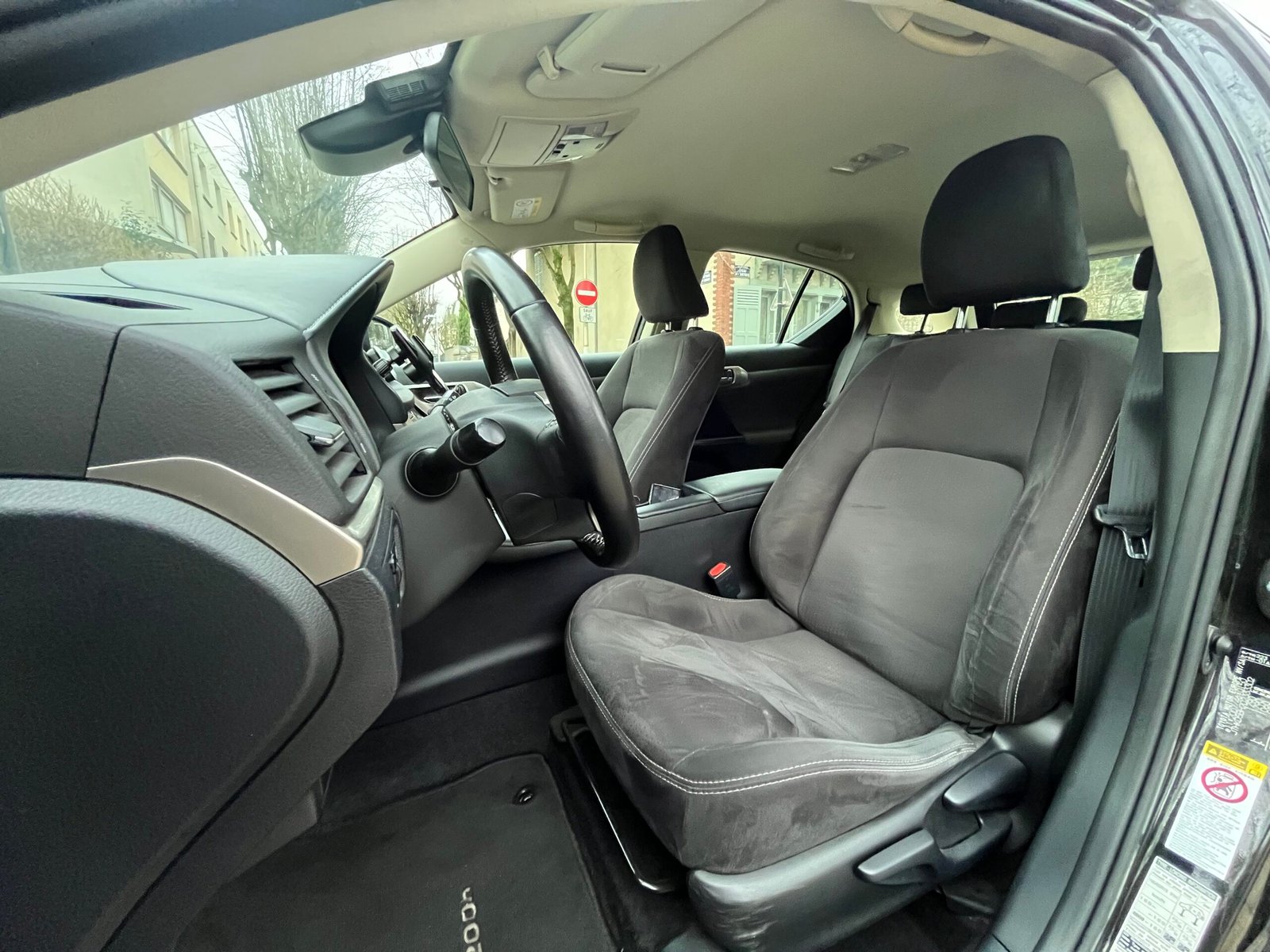 LEXUS CT200h 1.8 99ch “Sport”