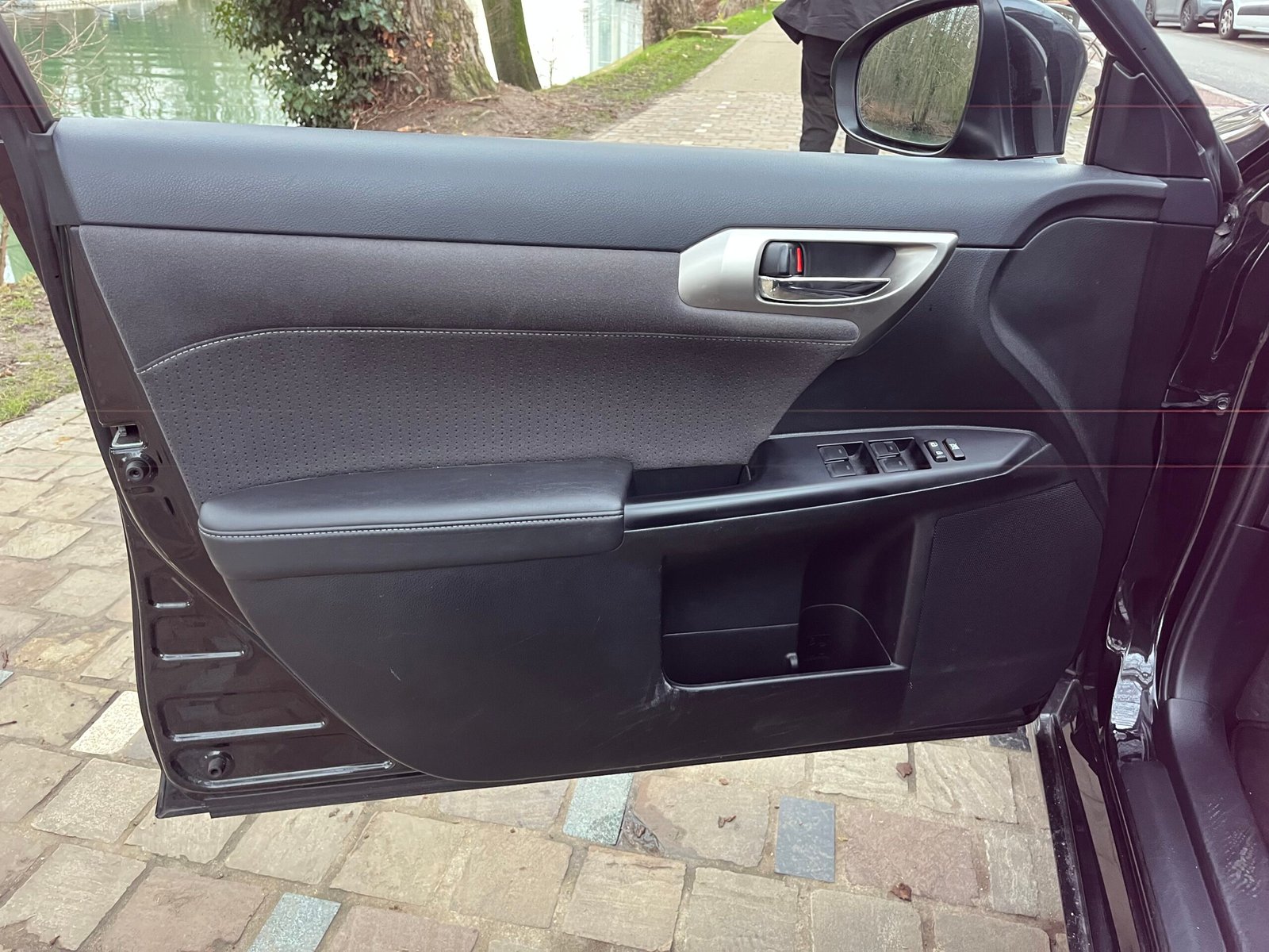 LEXUS CT200h 1.8 99ch “Sport”