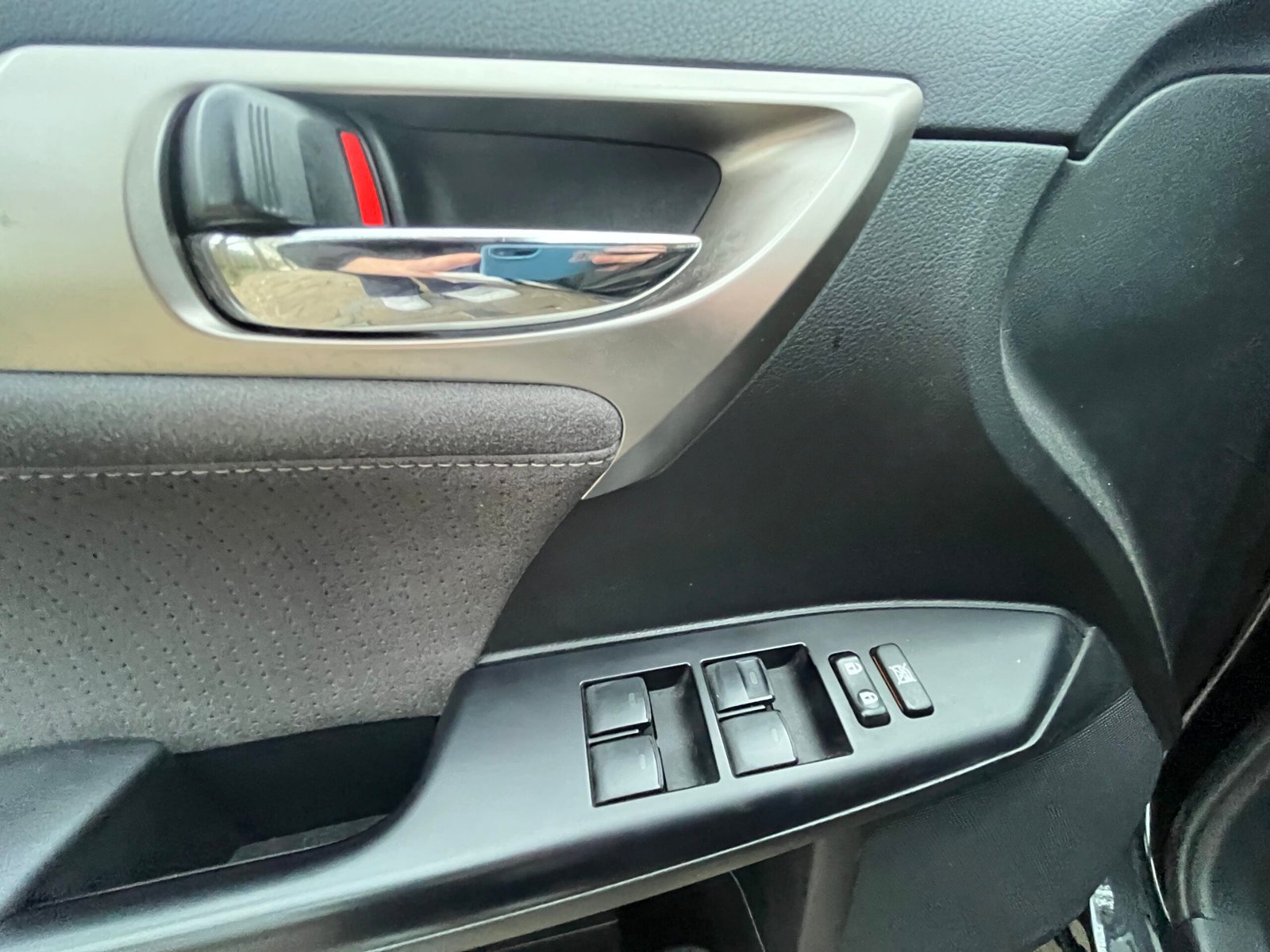 LEXUS CT200h 1.8 99ch “Sport”