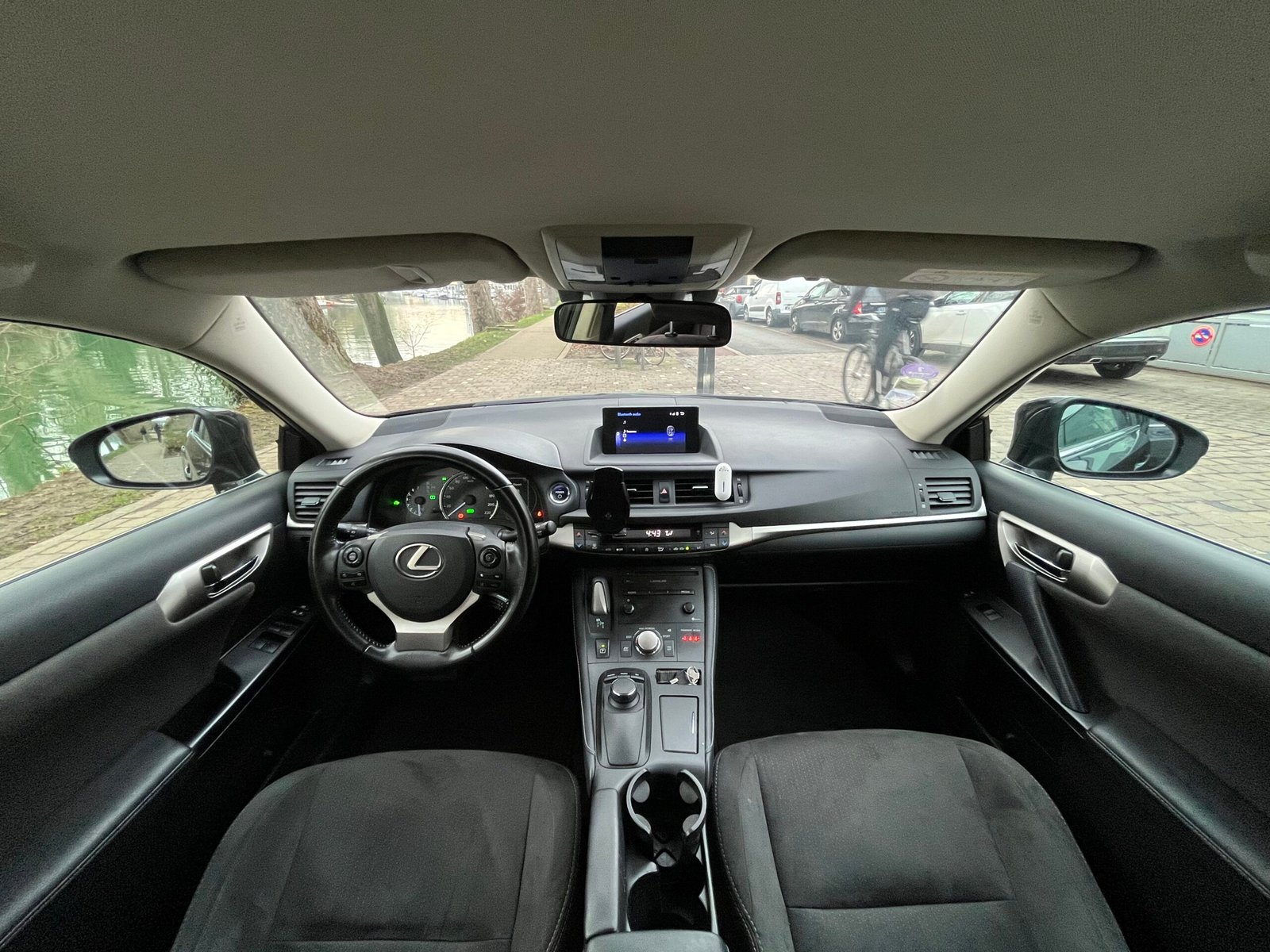 LEXUS CT200h 1.8 99ch “Sport”