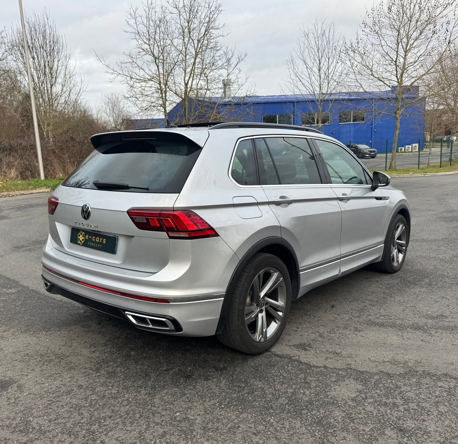 VOLKSWAGEN Tiguan (II) Phase 2 2.0 TDi DSG7 150 ch finition ” R Line “