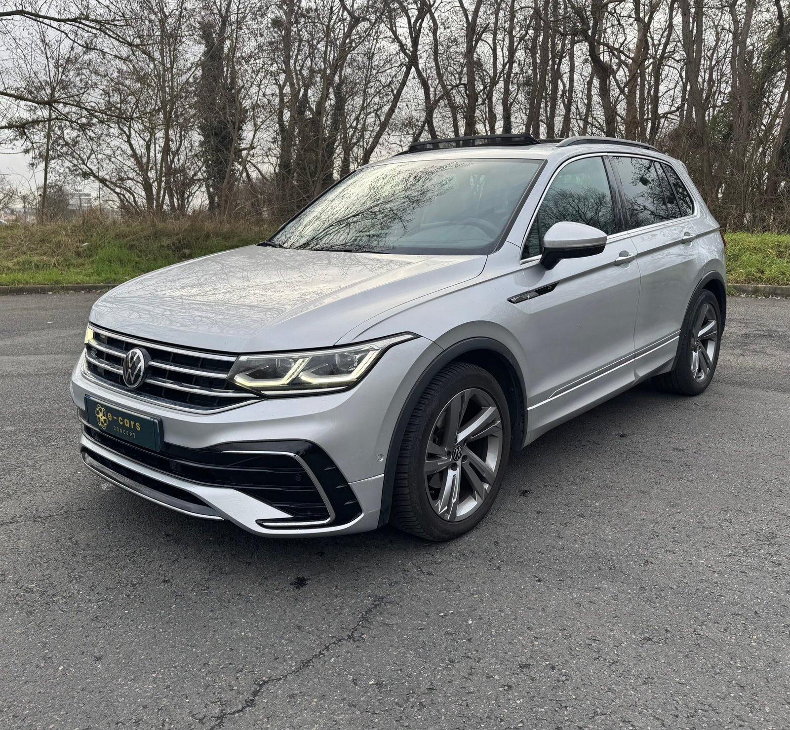 VOLKSWAGEN Tiguan (II) Phase 2 2.0 TDi DSG7 150 ch finition ” R Line “