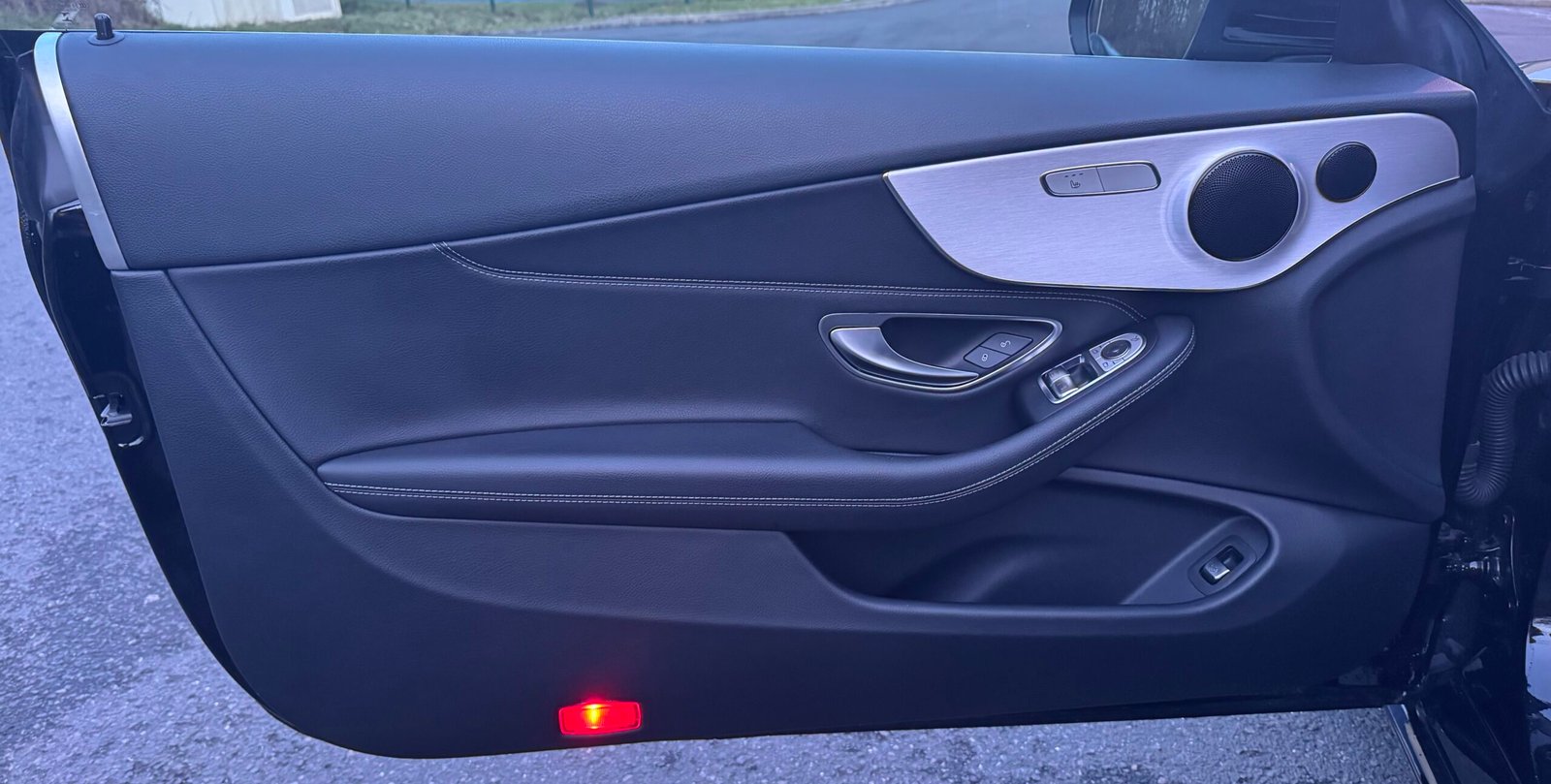 MERCEDES Classe C 300 coupé (205) 258ch