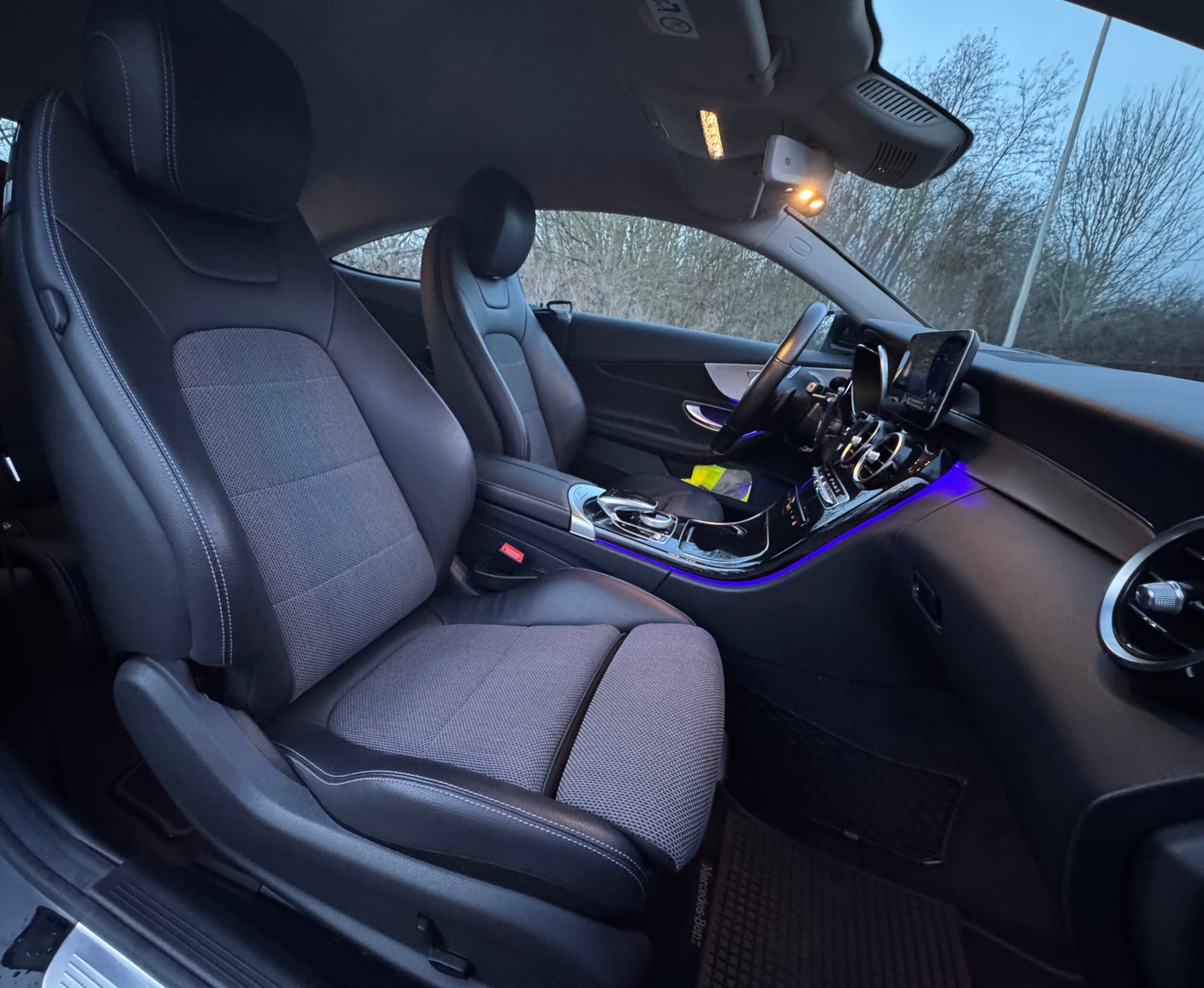 MERCEDES Classe C 300 coupé (205) 258ch