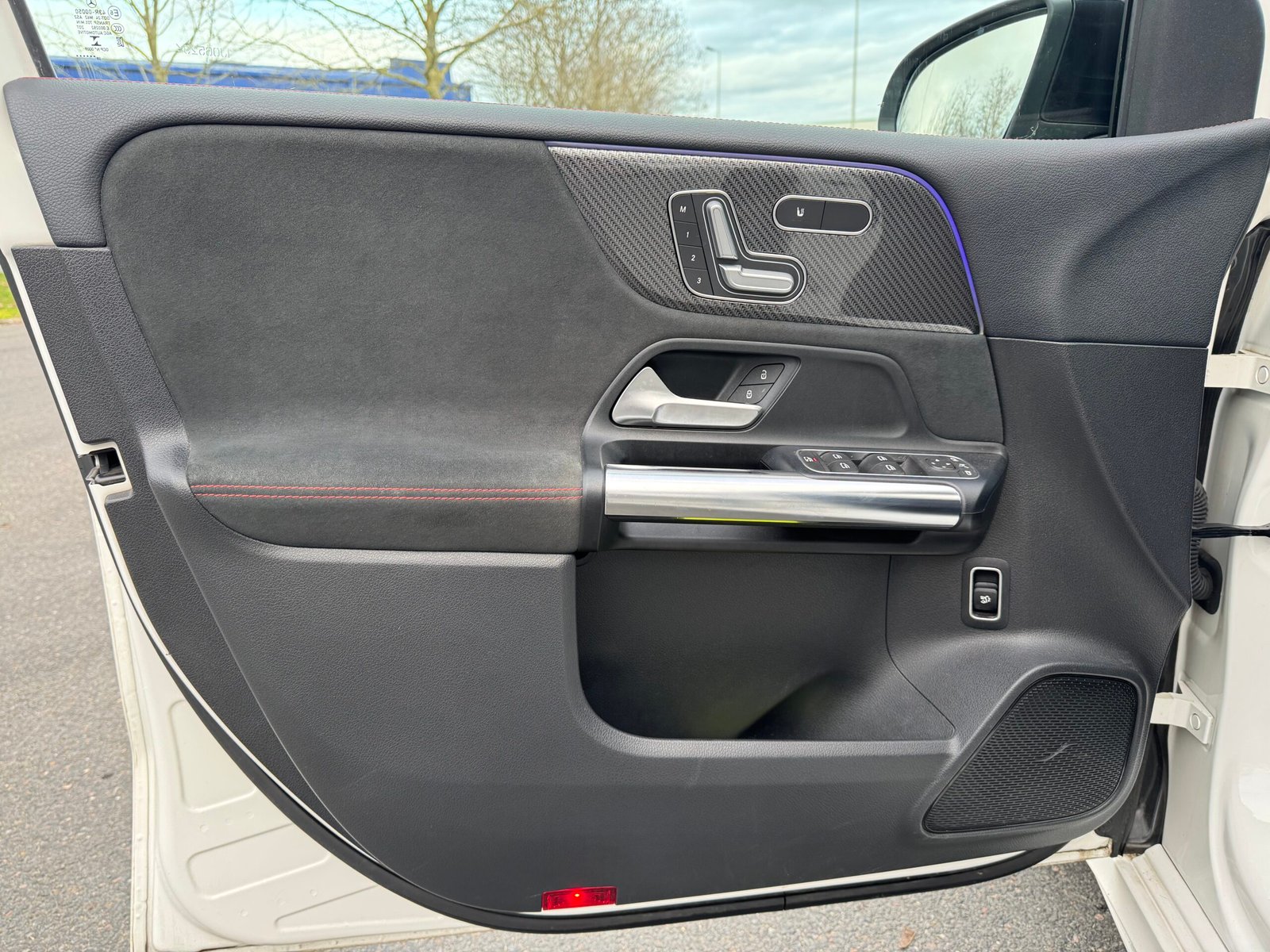 MERCEDES Classe B (W247) 180 7G-DCT 136 ch« AMG LINE »