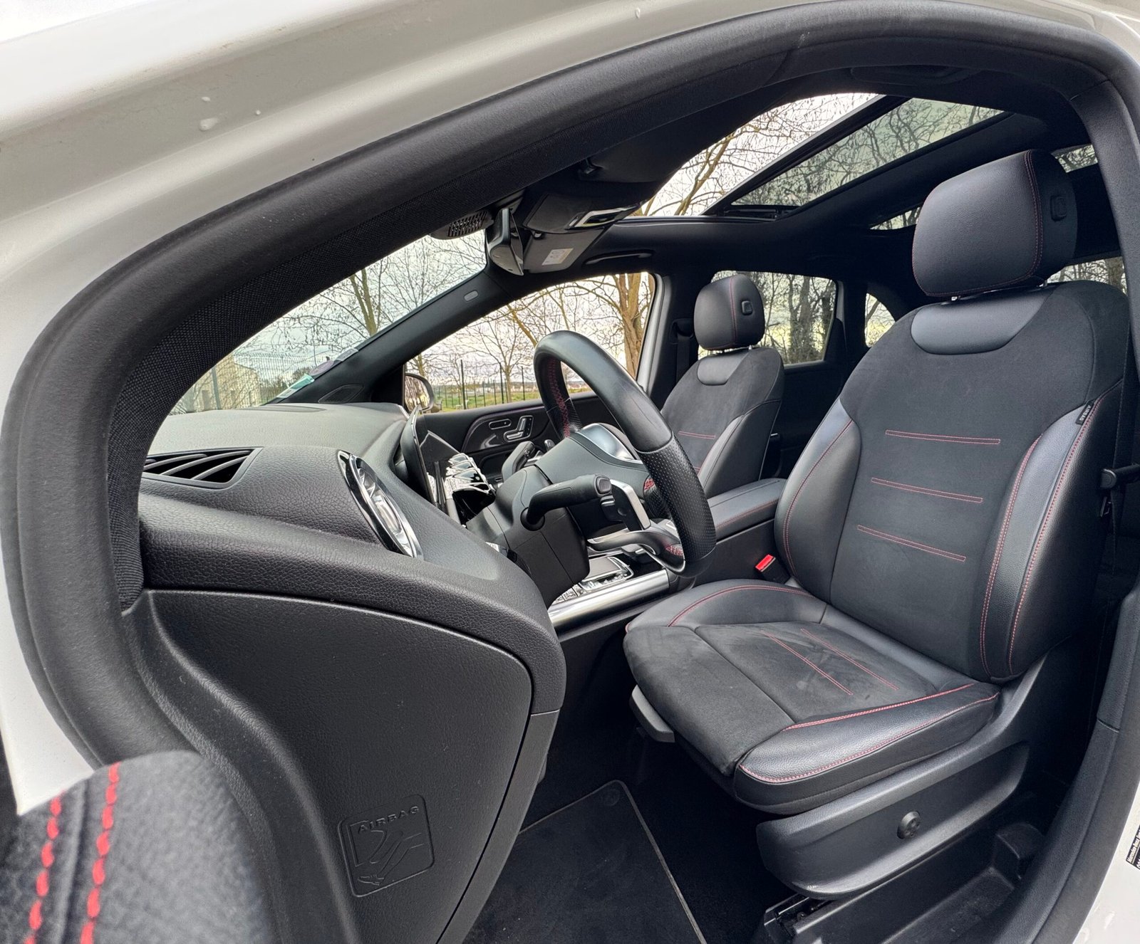 MERCEDES Classe B (W247) 180 7G-DCT 136 ch« AMG LINE »