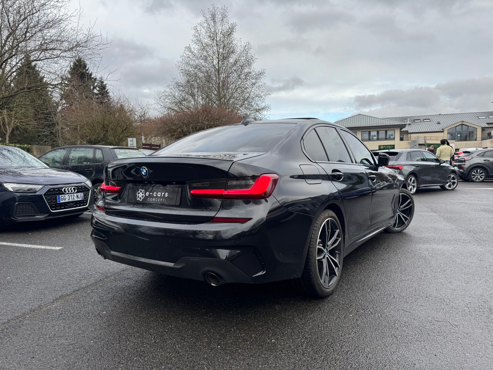 BMW Série 3 Berline 330e PACK-M xDrive 2.0 TPT 16V 292CV Plug in Hybrid Boîte auto