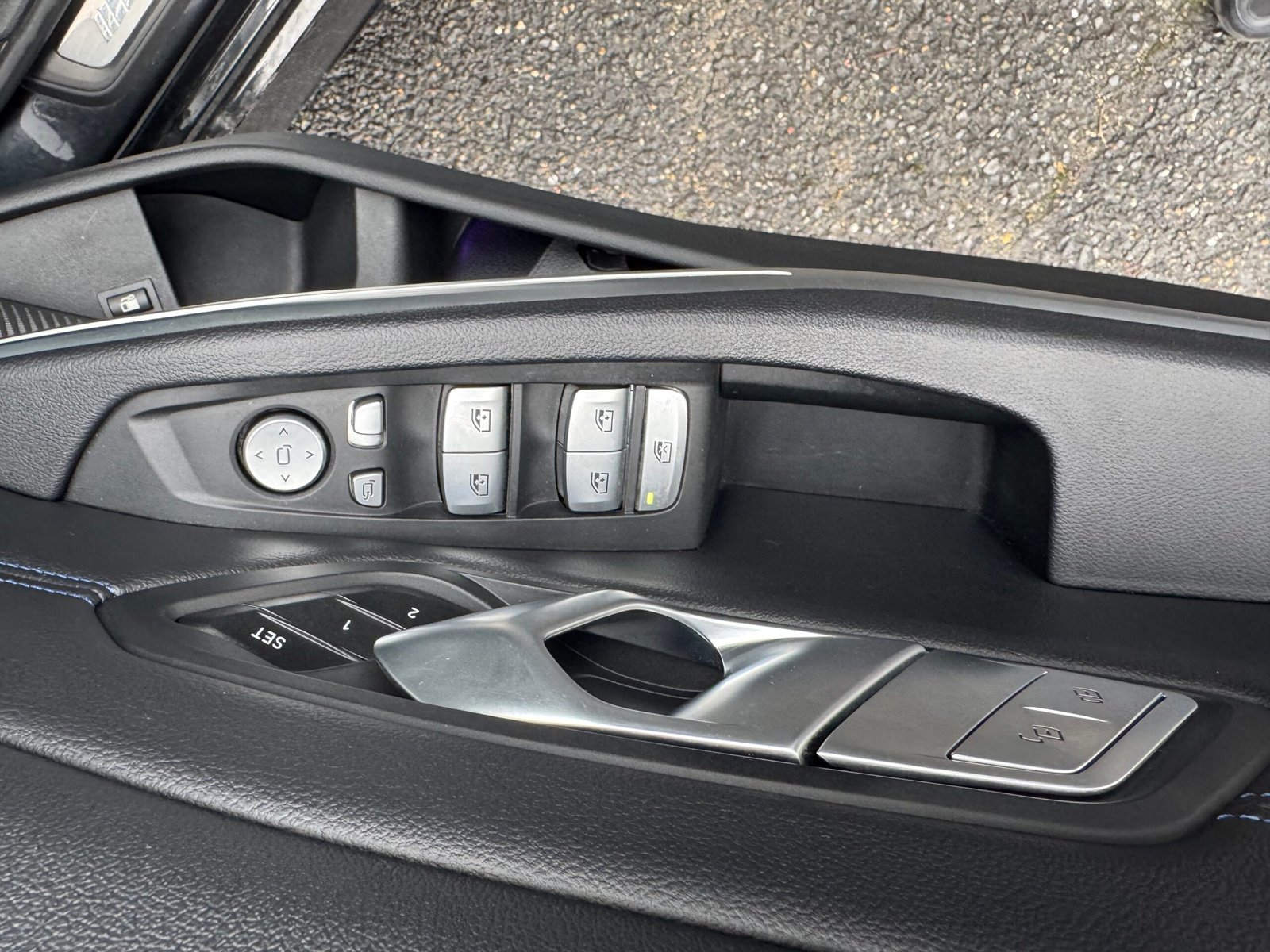 BMW Série 3 Berline 330e PACK-M xDrive 2.0 TPT 16V 292CV Plug in Hybrid Boîte auto