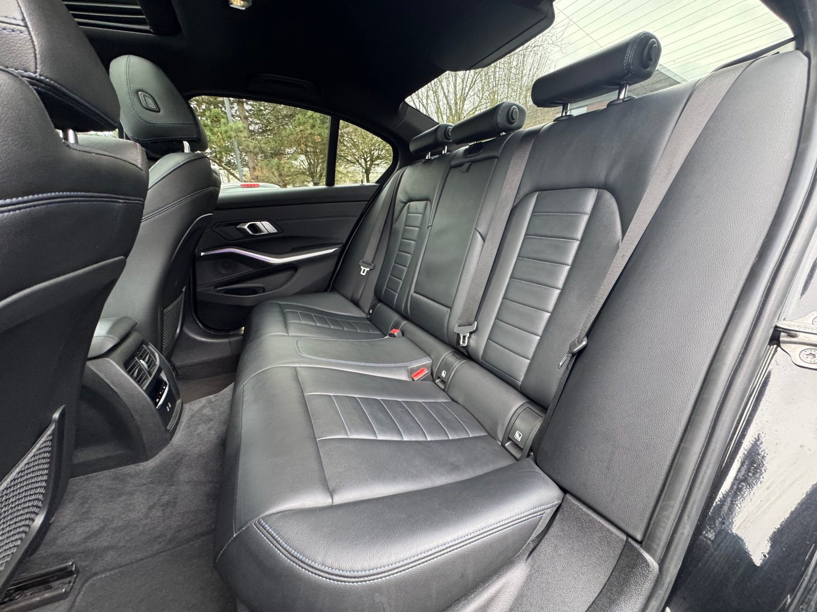 BMW Série 3 Berline 330e PACK-M xDrive 2.0 TPT 16V 292CV Plug in Hybrid Boîte auto