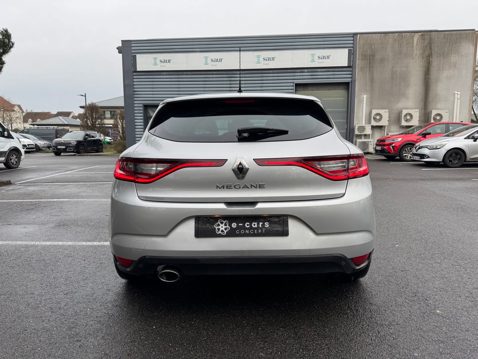 RENAULT Mégane IV Hatchback 1.2 TCe INTENS 16V EDC7 130 cv Boîte auto