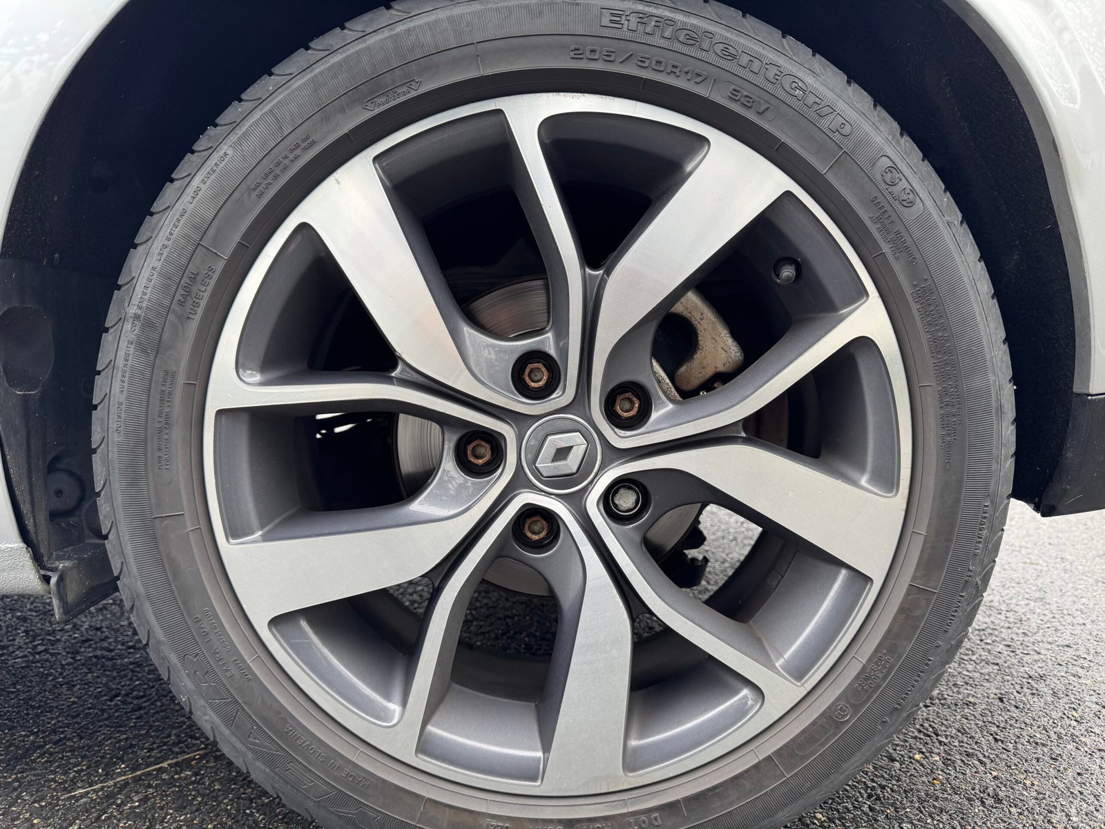 RENAULT Mégane IV Hatchback 1.2 TCe INTENS 16V EDC7 130 cv Boîte auto