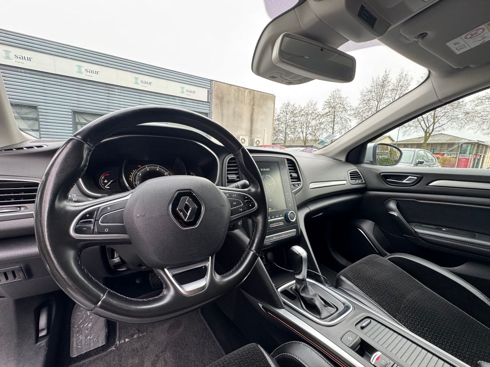 RENAULT Mégane IV Hatchback 1.2 TCe INTENS 16V EDC7 130 cv Boîte auto