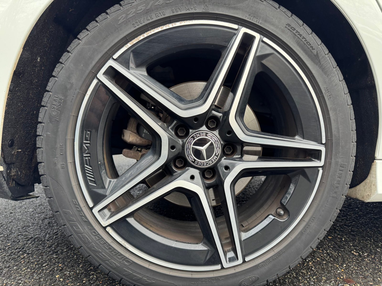 MERCEDES-BENZ Classe CLA II (118) Coupé 200 1.3 i 16V GPF 7G-DCT 163 cv Boîte auto Pack AMG