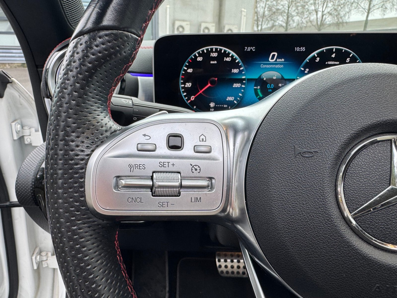 MERCEDES-BENZ Classe CLA II (118) Coupé 200 1.3 i 16V GPF 7G-DCT 163 cv Boîte auto Pack AMG