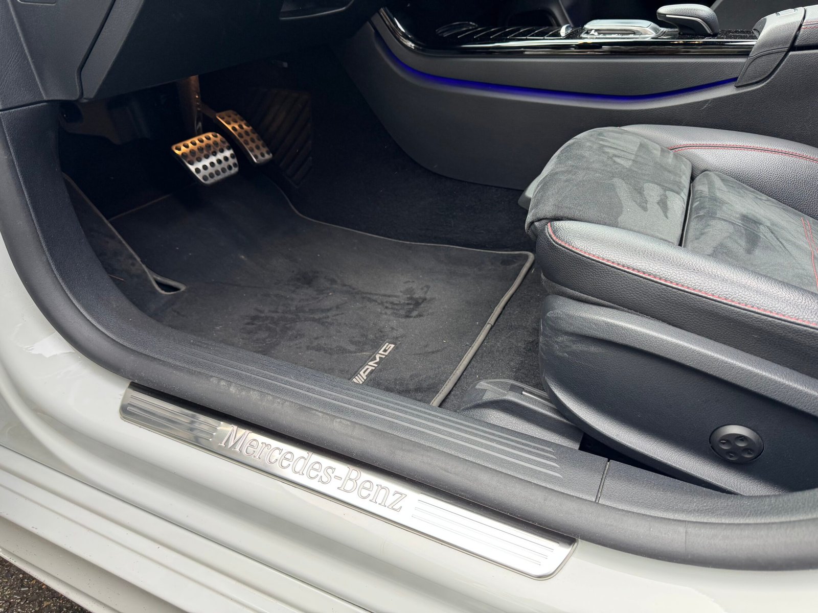 MERCEDES-BENZ Classe CLA II (118) Coupé 200 1.3 i 16V GPF 7G-DCT 163 cv Boîte auto Pack AMG