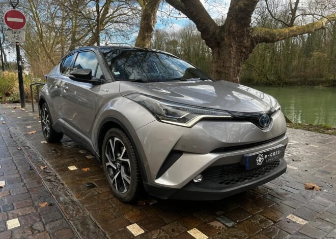 TOYOTA C-HR 1.8 VVT-i Hybrid 122ch “Graphic Pack Premium”