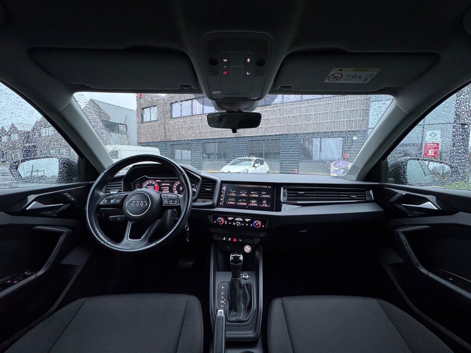 AUDI A1 II Sportback 30 1.0 TFSI S-LINE 12V GPF S-Tronic7 116 cv Boîte auto