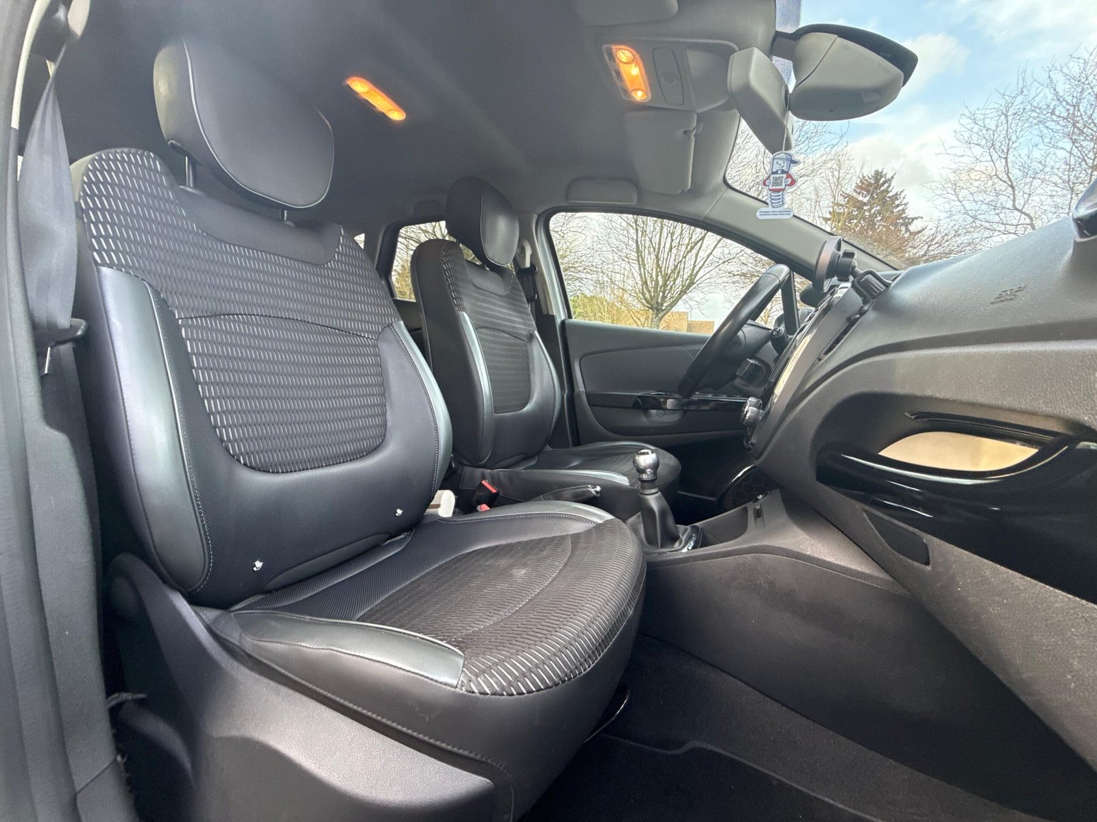 RENAULT Captur 0.9 TCe 12V eco2 S&S 90 cv Intens