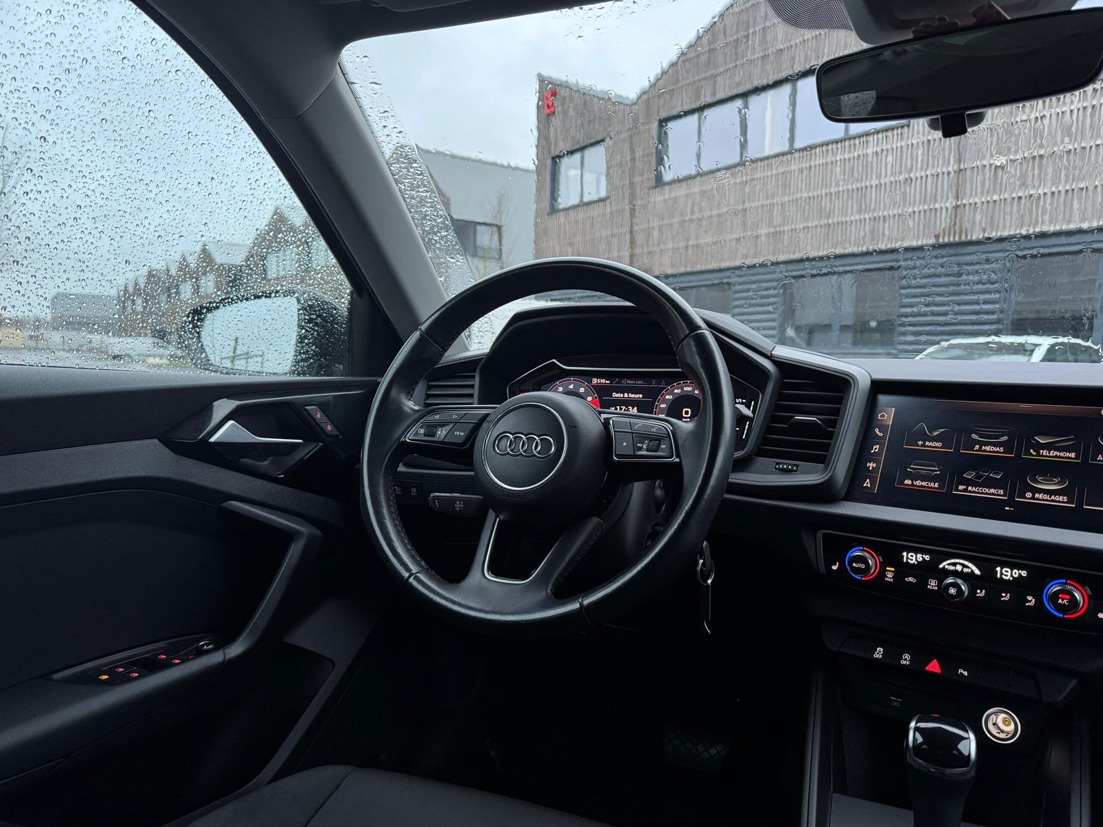 AUDI A1 II Sportback 30 1.0 TFSI S-LINE 12V GPF S-Tronic7 116 cv Boîte auto