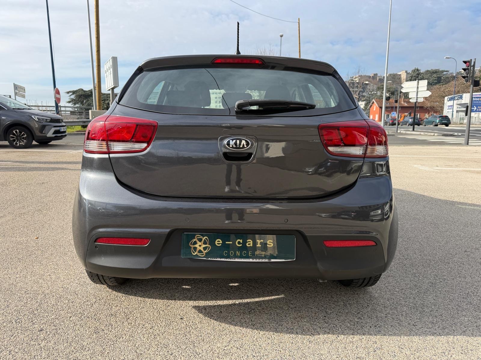 KIA Rio IV 1.2 CVVT essence 84ch