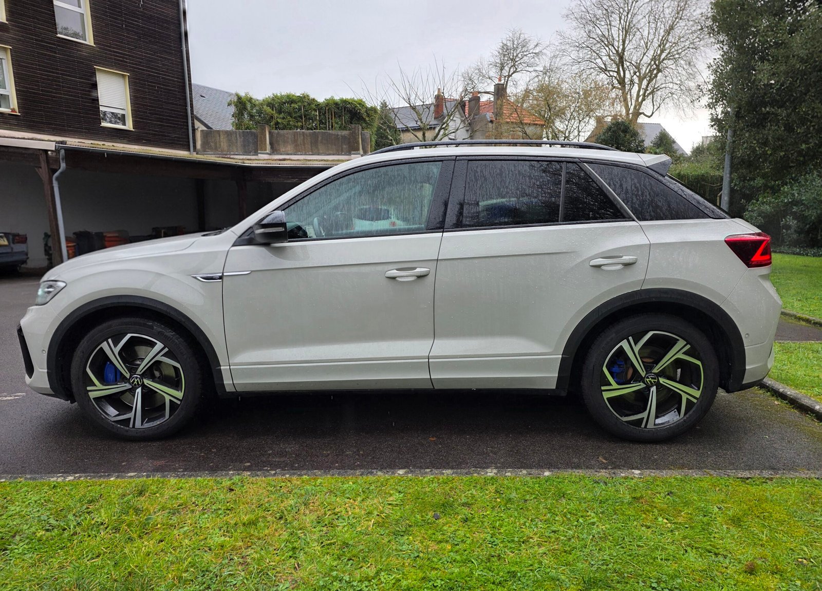 VOLKSWAGEN T-ROC R – Phase 2 – 2.0 TSI 300ch DSG7 4MOTION