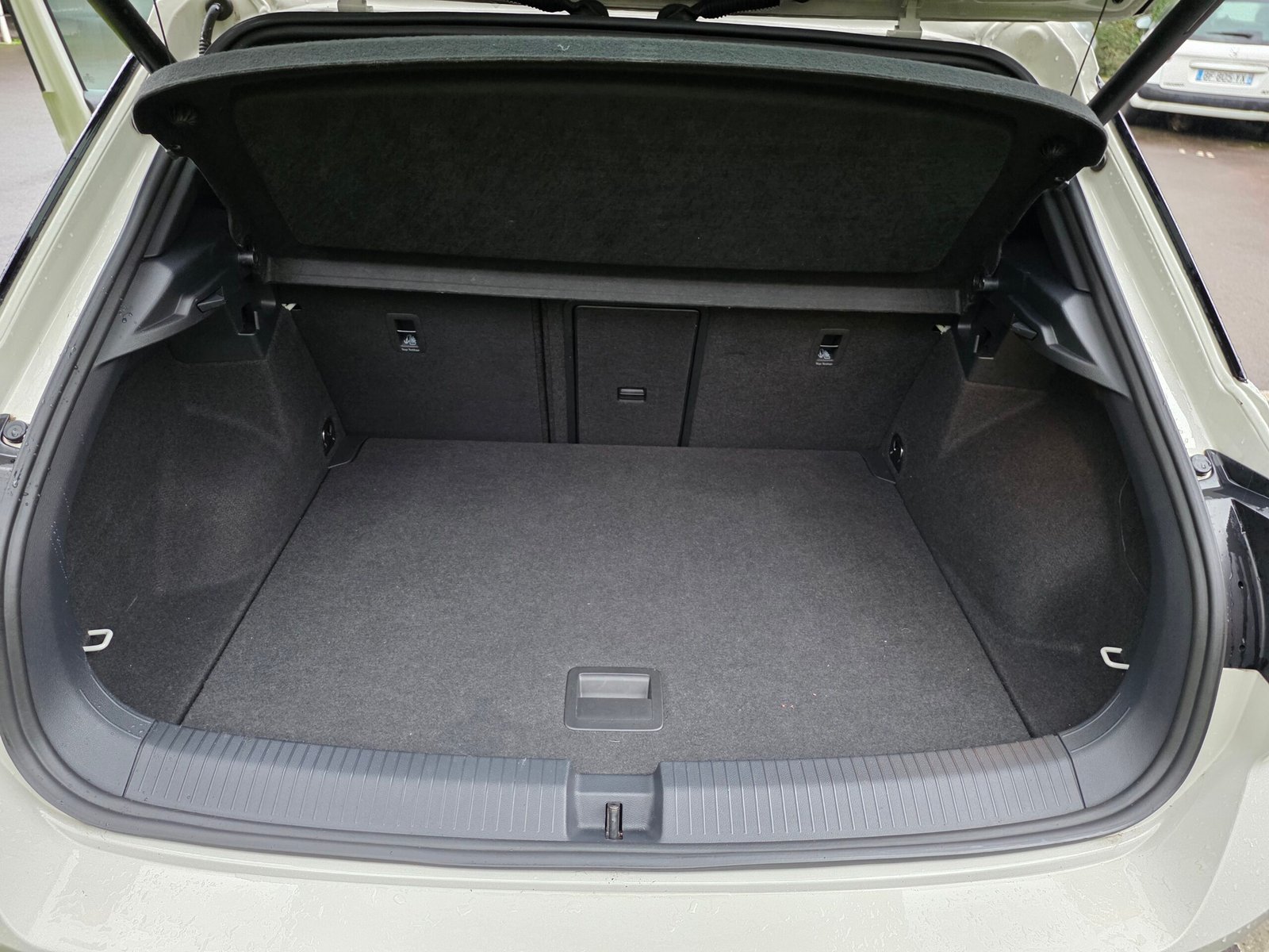 VOLKSWAGEN T-ROC R – Phase 2 – 2.0 TSI 300ch DSG7 4MOTION