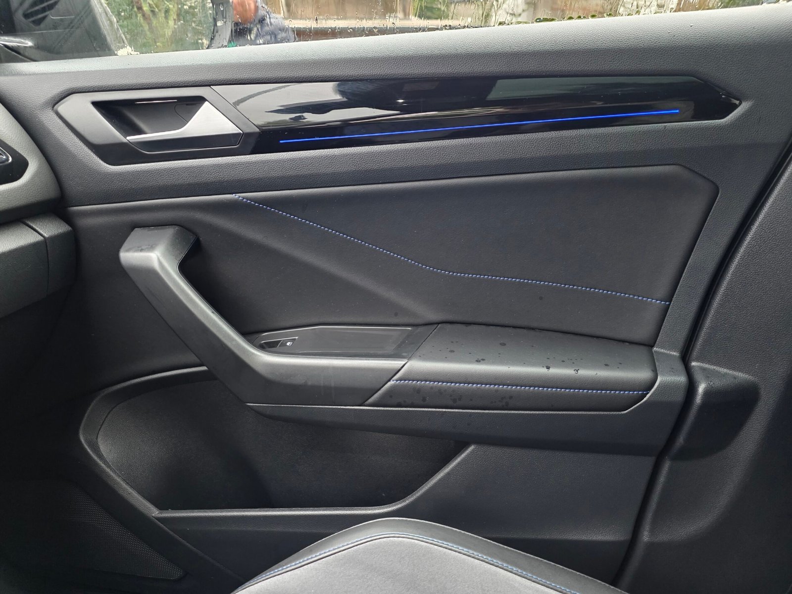 VOLKSWAGEN T-ROC R – Phase 2 – 2.0 TSI 300ch DSG7 4MOTION