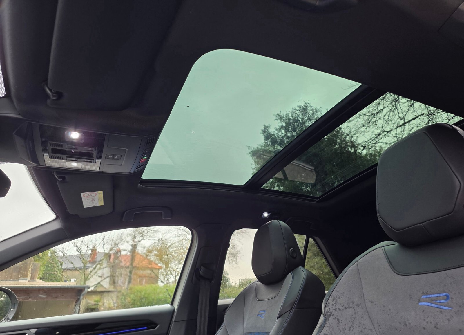 VOLKSWAGEN T-ROC R – Phase 2 – 2.0 TSI 300ch DSG7 4MOTION