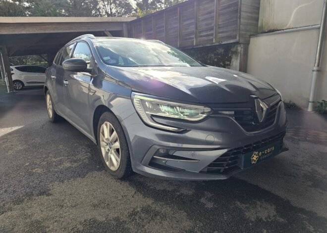 RENAULT MÉGANE IV Phase 2 – E-TECH Plug-in Hybrid 160ch Boîte Auto