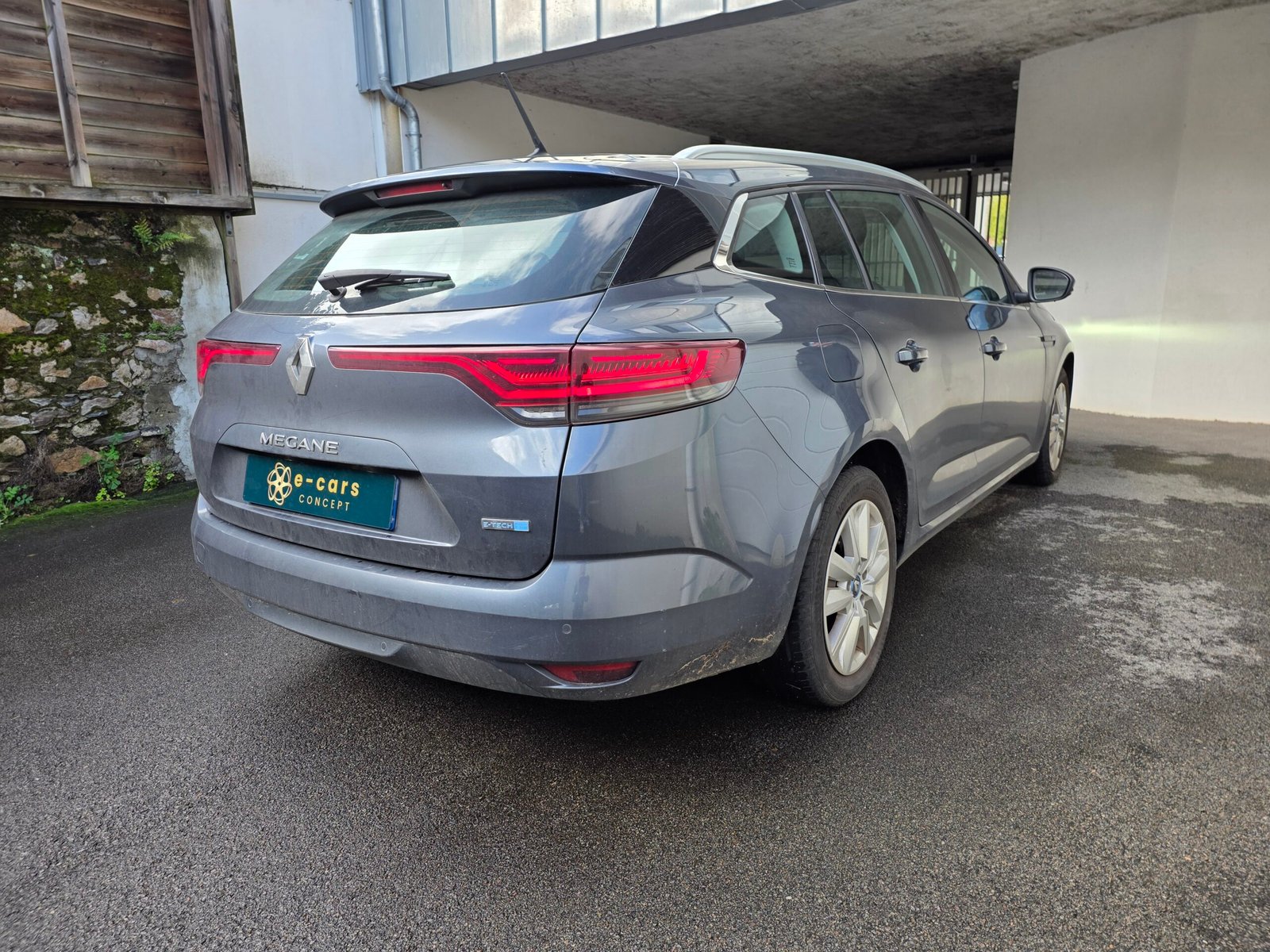 RENAULT MÉGANE IV Phase 2 – E-TECH Plug-in Hybrid 160ch Boîte Auto