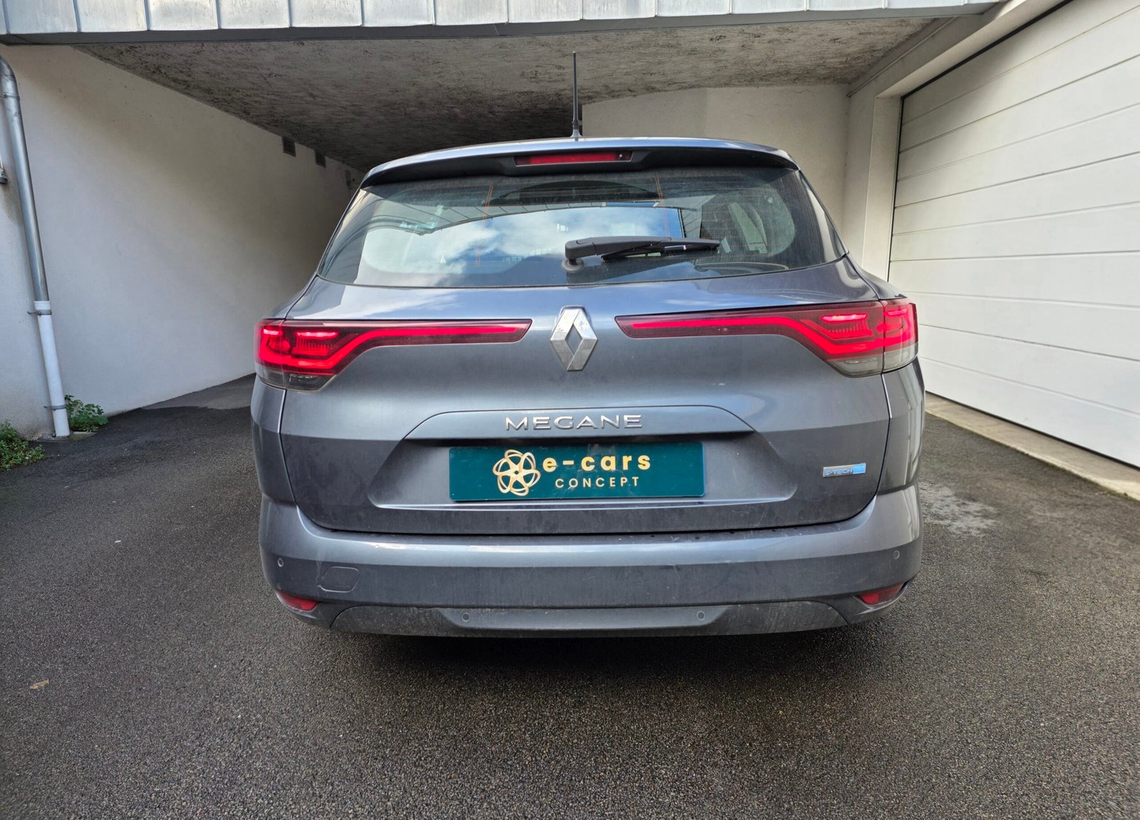 RENAULT MÉGANE IV Phase 2 – E-TECH Plug-in Hybrid 160ch Boîte Auto
