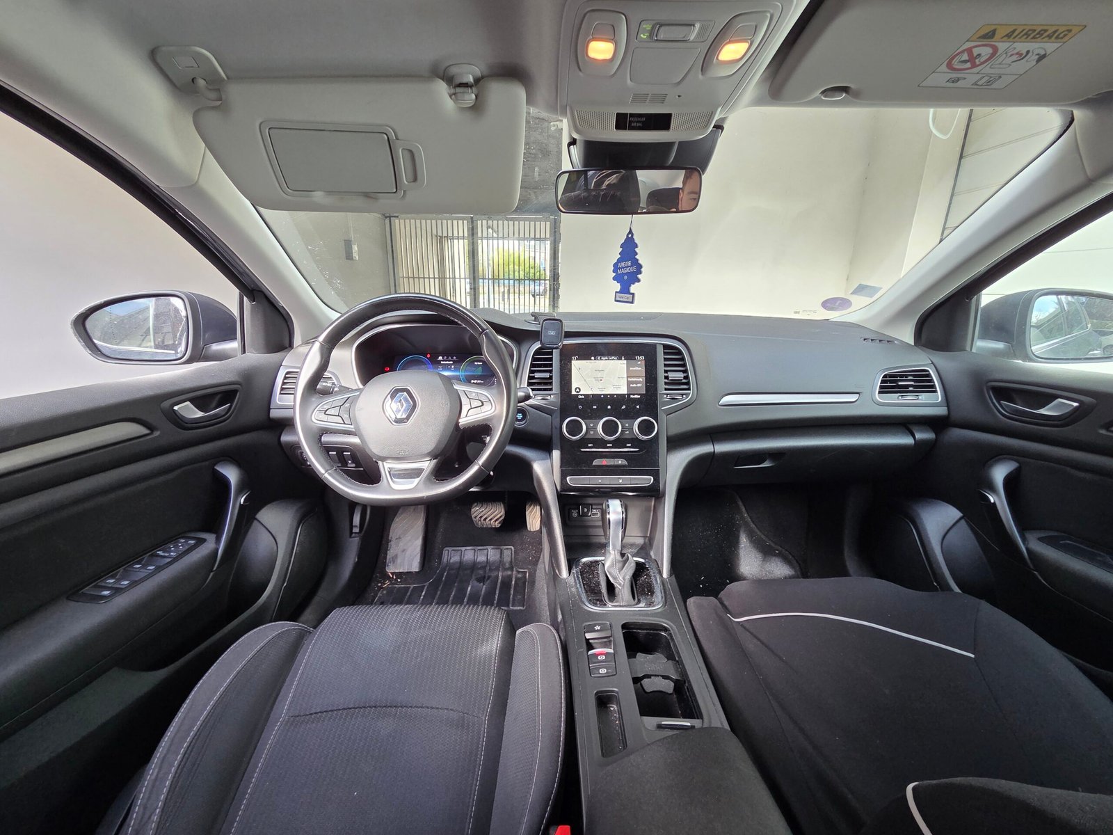 RENAULT MÉGANE IV Phase 2 – E-TECH Plug-in Hybrid 160ch Boîte Auto